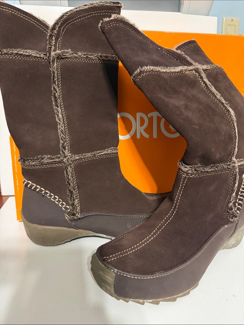 Sporto Dark Brown Suede Wedge Heeled Boots